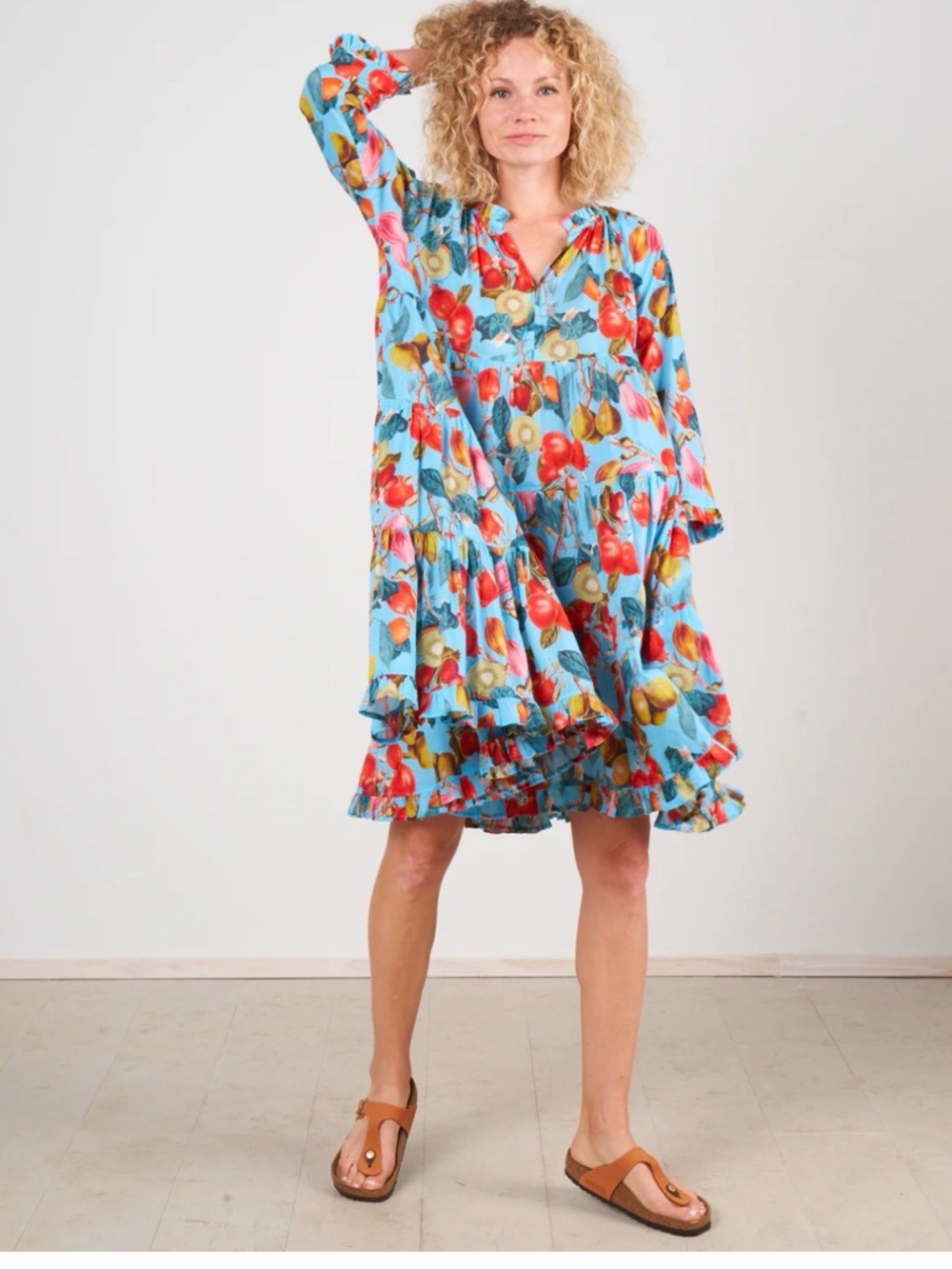 Cara Cara gibson dress - fruit blue Size XS/S
$395
color: fruit blue - Picture 5 of 16